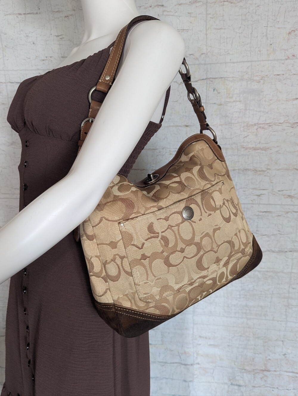 Coach Signature Jacquard Hobo Bag in Khaki/Tan